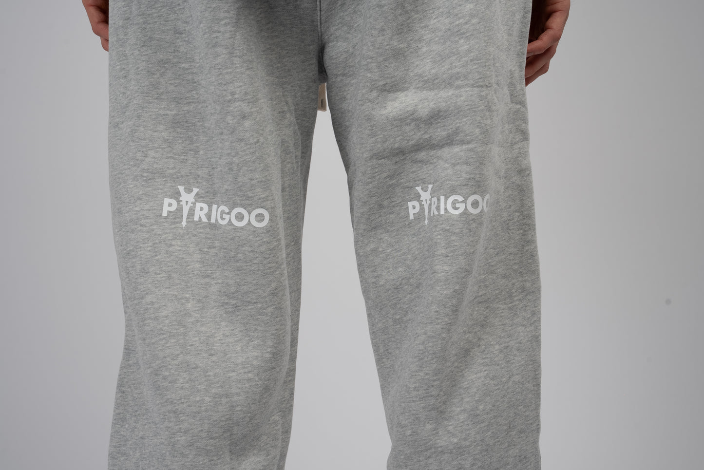 Pantalon Nimbus – Logotype